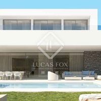 Вилла в большом городе, у моря в Испании, Андалусия, 213 кв.м.