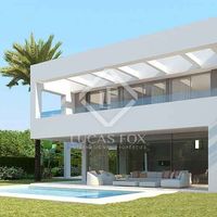 Вилла в большом городе, у моря в Испании, Андалусия, 213 кв.м.