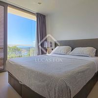 Villa by the lake, at the seaside in Spain, Balearic Islands, Ibiza, 529 sq.m.