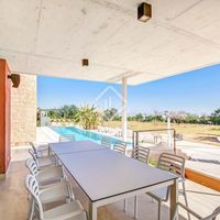 Вилла в большом городе, в горах, у озера, у моря в Испании, Балеарские Острова, Ибица, 895 кв.м.