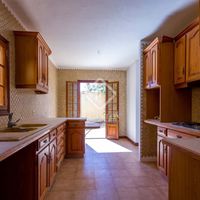 Вилла у озера, у моря в Испании, Балеарские Острова, Ибица, 257 кв.м.