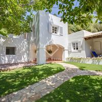 Вилла в большом городе, в горах, у моря в Испании, Балеарские Острова, Ибица, 954 кв.м.