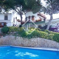 Villa at the seaside in Spain, Catalunya, Girona, 288 sq.m.