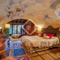 Villa in Spain, Catalunya, Girona, 865 sq.m.