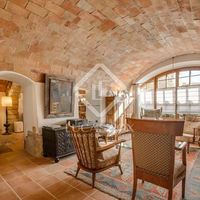 Villa in Spain, Catalunya, Girona, 237 sq.m.