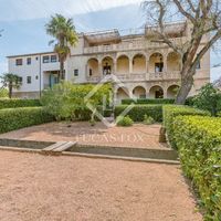 Вилла в горах в Испании, Каталония, Жирона, 990 кв.м.