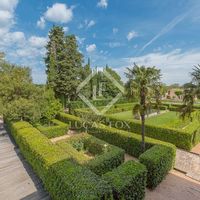 Вилла в горах в Испании, Каталония, Жирона, 990 кв.м.