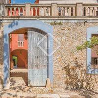 Вилла в горах в Испании, Каталония, Жирона, 990 кв.м.