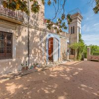 Вилла в горах в Испании, Каталония, Жирона, 990 кв.м.