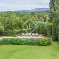 Вилла в Испании, Каталония, Жирона, 1200 кв.м.