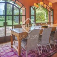 Вилла в Испании, Каталония, Жирона, 1200 кв.м.