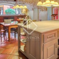 Вилла в Испании, Каталония, Жирона, 1200 кв.м.