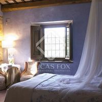 Вилла в Испании, Каталония, Жирона, 830 кв.м.