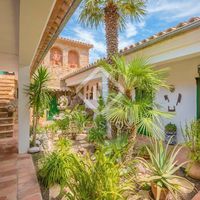 Вилла у моря в Испании, Каталония, Багур, 200 кв.м.