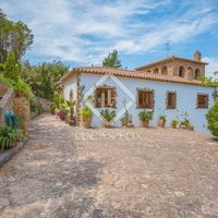 Вилла у моря в Испании, Каталония, Багур, 200 кв.м.