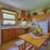 Вилла у моря в Испании, Каталония, Багур, 200 кв.м.