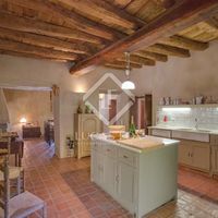 Villa in Spain, Catalunya, Girona, 882 sq.m.