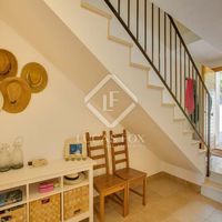 Вилла в горах, у моря в Испании, Каталония, Багур, 150 кв.м.