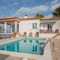 Вилла у моря в Испании, Каталония, Багур, 240 кв.м.