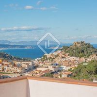 Вилла у моря в Испании, Каталония, Багур, 240 кв.м.