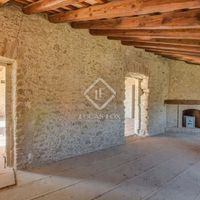 Вилла в Испании, Каталония, Жирона, 1400 кв.м.