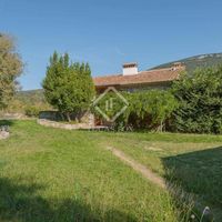 Вилла в горах в Испании, Каталония, Жирона, 500 кв.м.