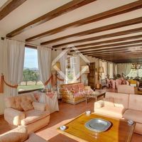 Villa in Spain, Catalunya, Girona, 670 sq.m.