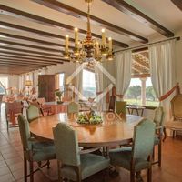 Villa in Spain, Catalunya, Girona, 670 sq.m.