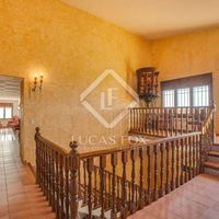 Villa in Spain, Catalunya, Girona, 670 sq.m.