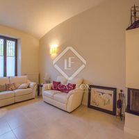 Villa in Spain, Catalunya, Girona, 405 sq.m.