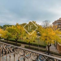 Villa in Spain, Catalunya, Girona, 405 sq.m.