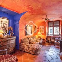 Villa in Spain, Catalunya, Girona, 421 sq.m.