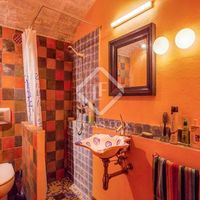 Villa in Spain, Catalunya, Girona, 421 sq.m.