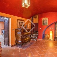 Villa in Spain, Catalunya, Girona, 421 sq.m.