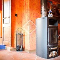 Villa in Spain, Catalunya, Girona, 421 sq.m.