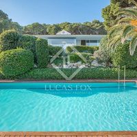 Villa by the lake, at the seaside in Spain, Catalunya, Begur, 343 sq.m.