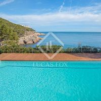 Villa by the lake, at the seaside in Spain, Catalunya, Begur, 343 sq.m.