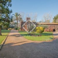 Villa in Spain, Catalunya, Girona, 816 sq.m.