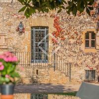 Villa in Spain, Catalunya, Girona, 816 sq.m.