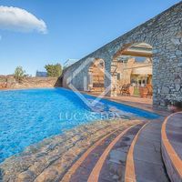 Villa at the seaside in Spain, Catalunya, Girona, 550 sq.m.