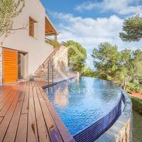 Villa by the lake, at the seaside in Spain, Catalunya, Begur, 283 sq.m.