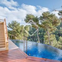 Villa by the lake, at the seaside in Spain, Catalunya, Begur, 283 sq.m.