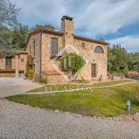 Дом в Испании, Каталония, Жирона, 408 кв.м.