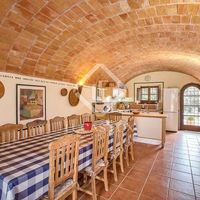 Дом в Испании, Каталония, Жирона, 408 кв.м.