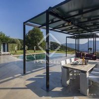 Villa in the mountains in Spain, Catalunya, Girona, 730 sq.m.