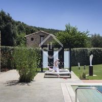 Villa in the mountains in Spain, Catalunya, Girona, 730 sq.m.