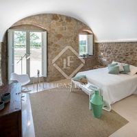 Villa at the seaside in Spain, Catalunya, Girona, 729 sq.m.