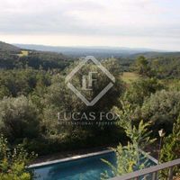 Элитная недвижимость в Испании, Каталония, Жирона, 2000 кв.м.