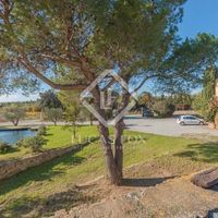 Villa in Spain, Catalunya, Girona, 790 sq.m.