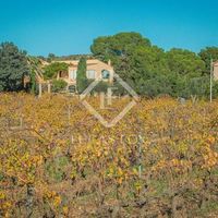 Villa in Spain, Catalunya, Girona, 790 sq.m.